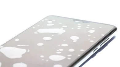 راه های از بین بردن حباب زیر گلس گوشی